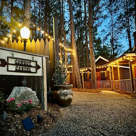 Kick Back Ranch Hotel Ramer Exterior photo