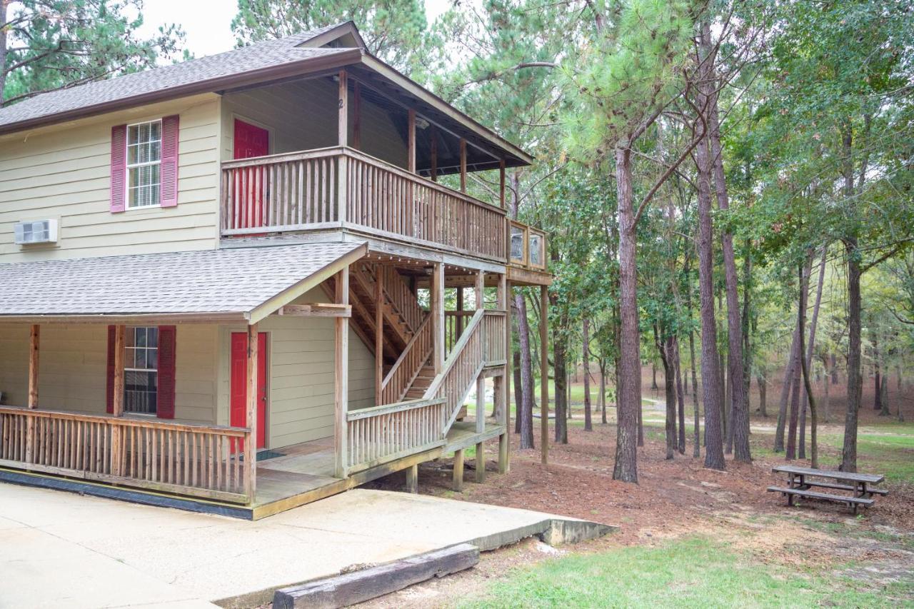 Kick Back Ranch Hotel Ramer Exterior photo