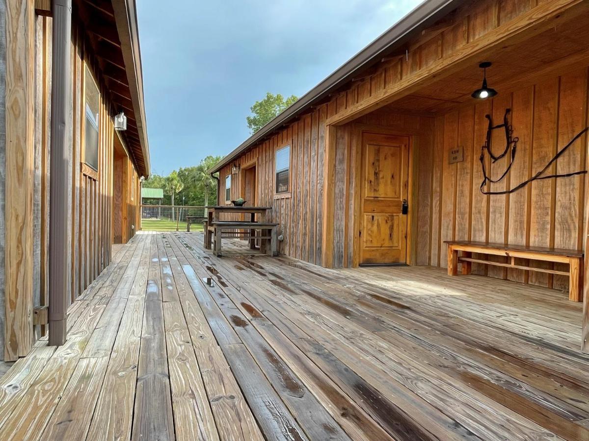 Kick Back Ranch Hotel Ramer Exterior photo